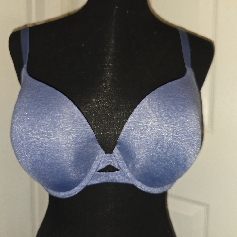 Victoria's Secret Light Blue Underwire Convertible Padded Bra
